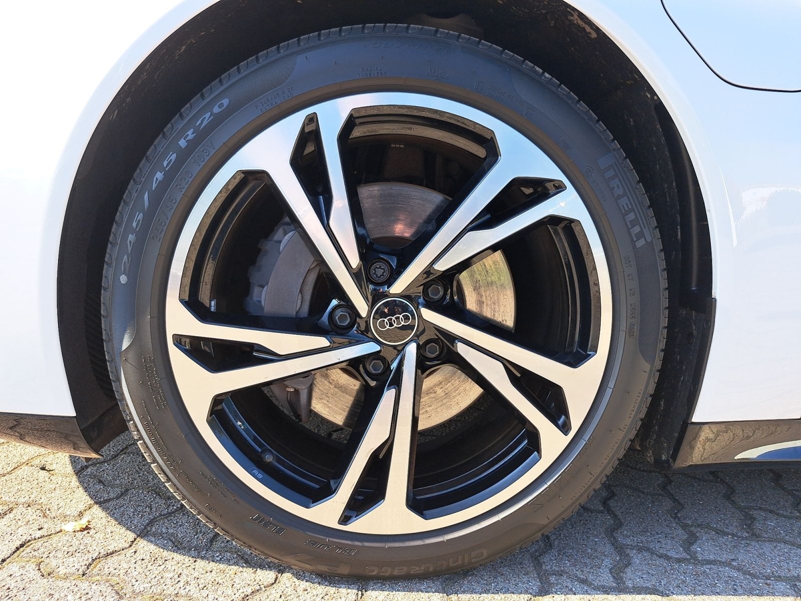 Audi e-tron GT - Bild 10