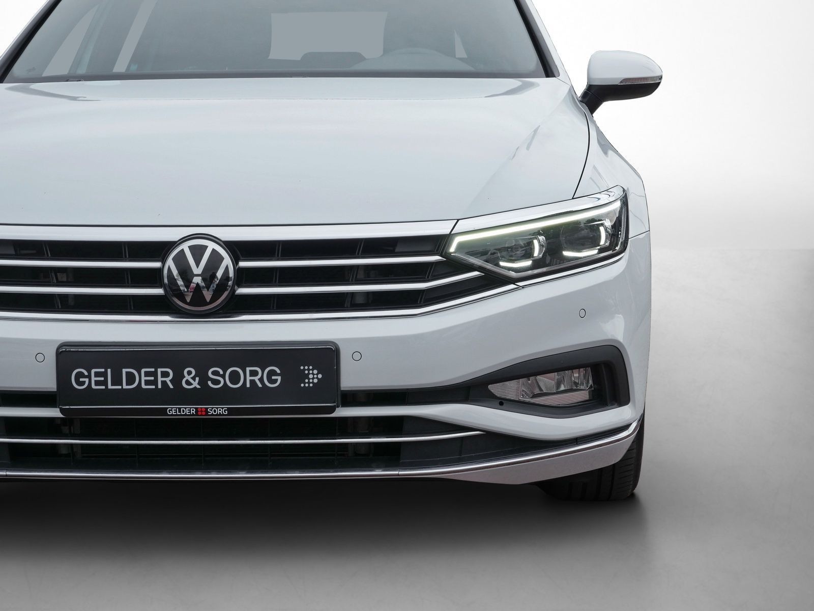 Volkswagen Passat Variant - Bild 12