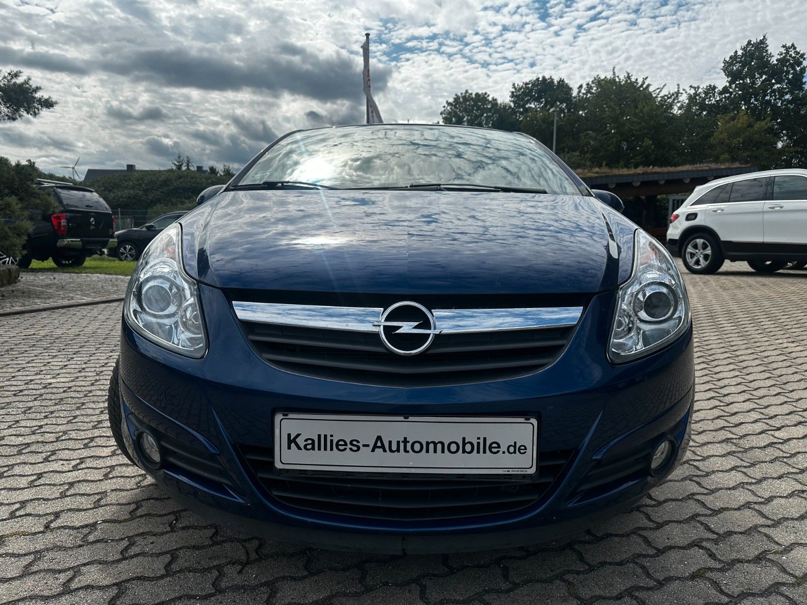Fahrzeugabbildung Opel Corsa D Innovation Autom. / Klima / Alu