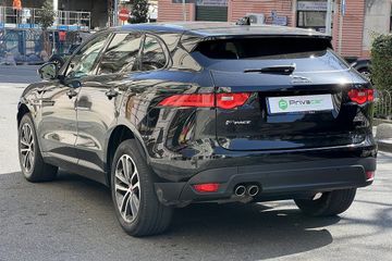 Jaguar F-Pace - 7