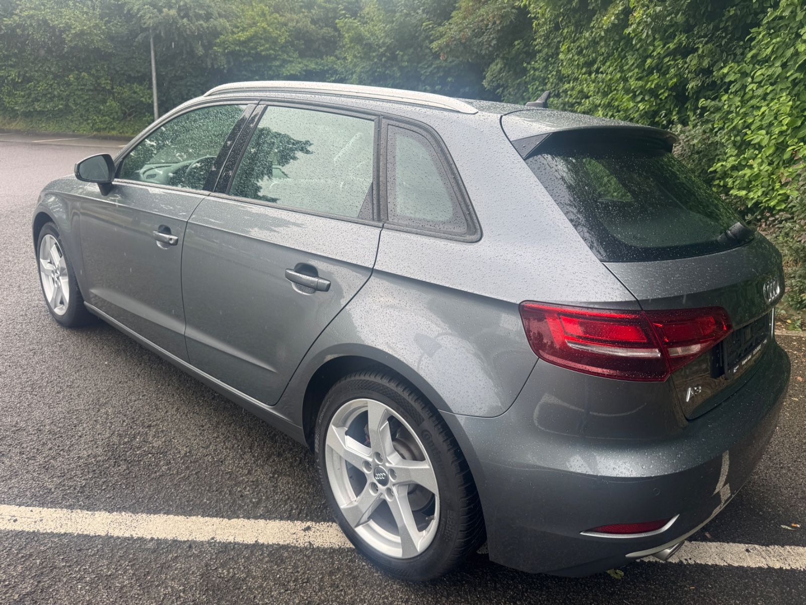 Fahrzeugabbildung Audi A3 Sportback 30 TDI sport Xenon+Navi+Bluetooth