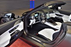 Fahrzeugabbildung Mercedes-Benz SL AMG 63 4Matic+ Lift Keramik Magno Carbon