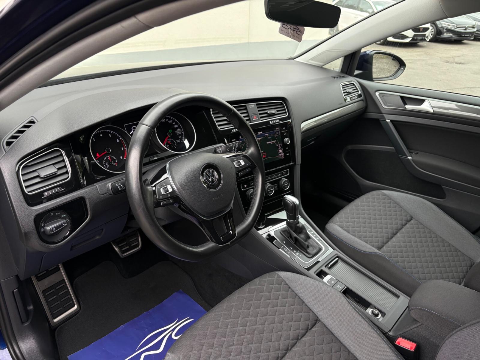 Volkswagen Golf VII Lim. DSG Join BlueMotion ACC/DAB+/LED
