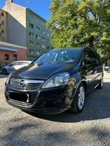 Opel Zafira 1.8 Family Family - Opel Zafira Gebrauchtwagen in München