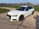 Audi A4 2.0 TDI S tronic mit allen Assistenzpaketen