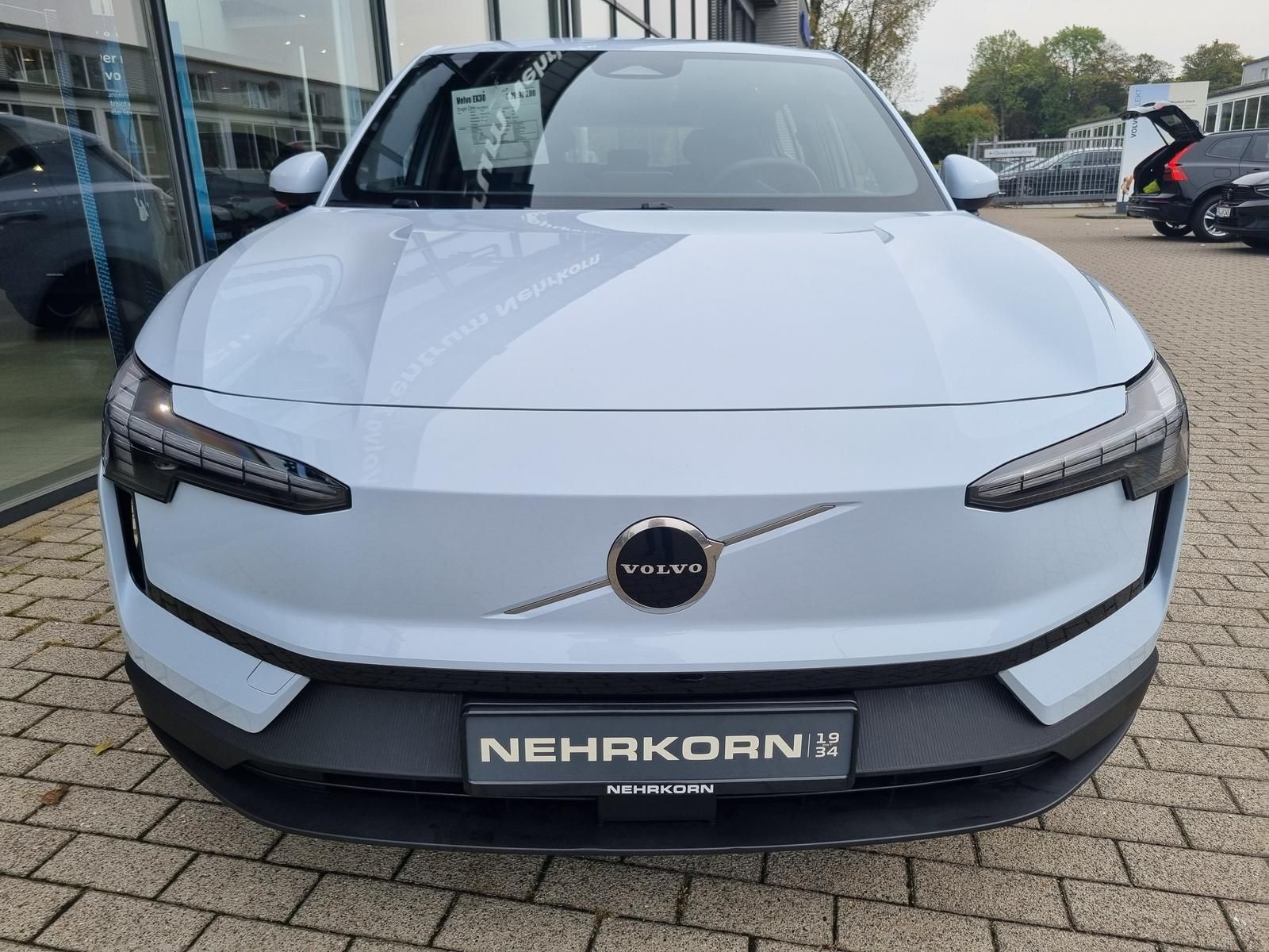 Fahrzeugabbildung Volvo EX30 Single Core 'Sitzheizung, Lenkradheizung'