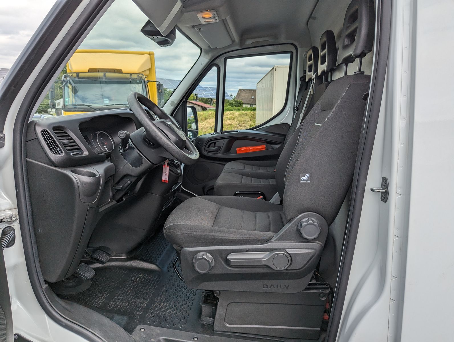 IVECO Daily 35S18V4100L 2.3LDach/Holzboden Kamera Klim - Image 15