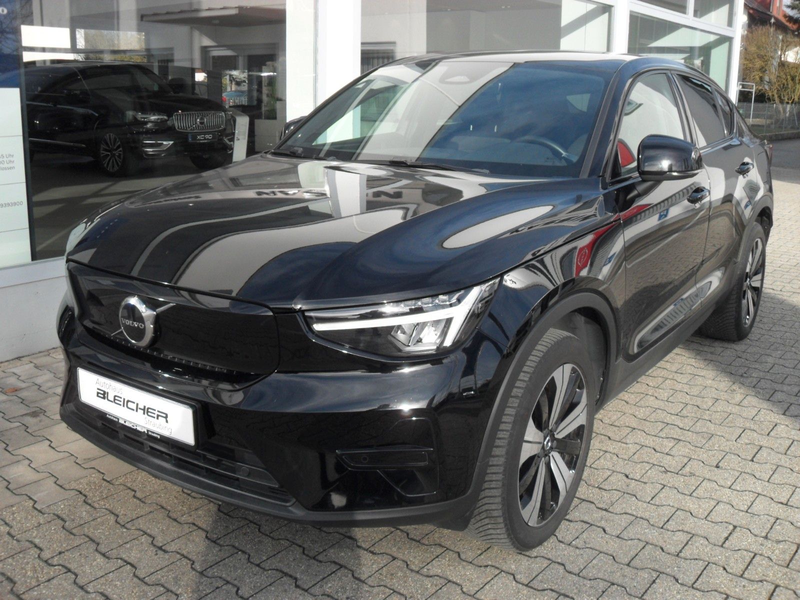 Fahrzeugabbildung Volvo C40 Core Recharge Pure Electric 2WD