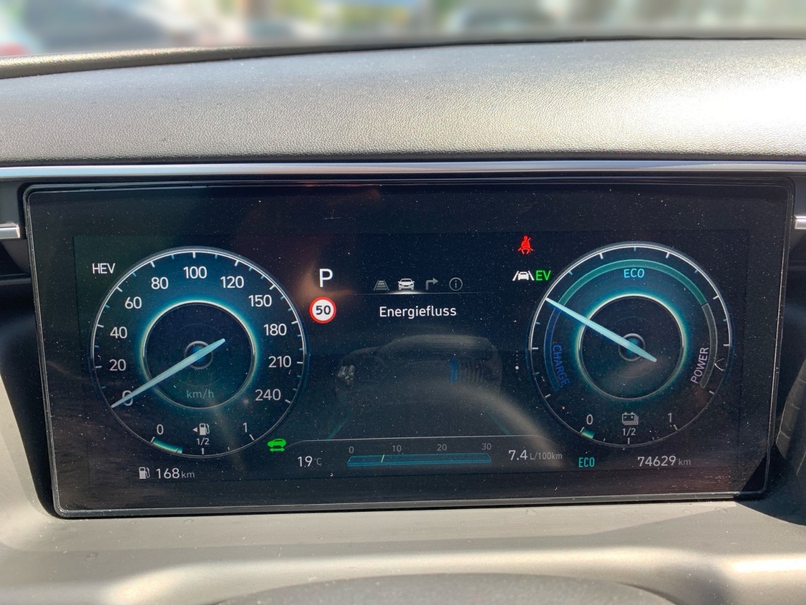 Fahrzeugabbildung Hyundai TUCSON 1.6 T-GDI Trend Plug-In Hybrid 4WD AHk