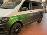 Volkswagen VW T6 Multivan 2.0 TDI Trendline 7-Sitzer - weiße Volkswagen T6 Multivan
