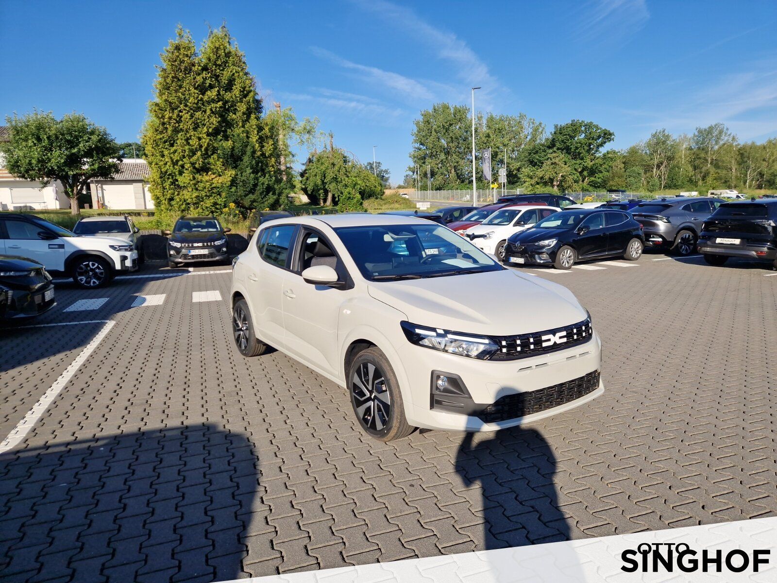 Fahrzeugabbildung Dacia Neuer Sandero Expression TCe 100