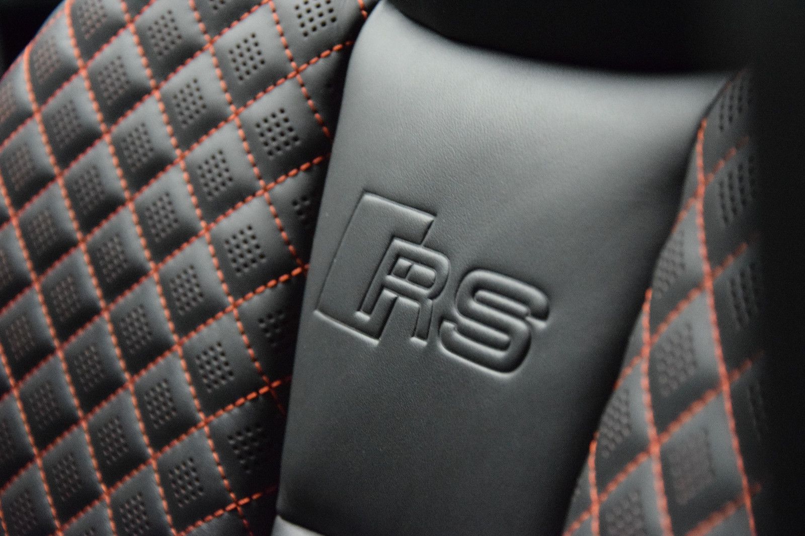 Fahrzeugabbildung Audi RS3 Sportback 2.5 TFSI quattro Pano Schale B&O