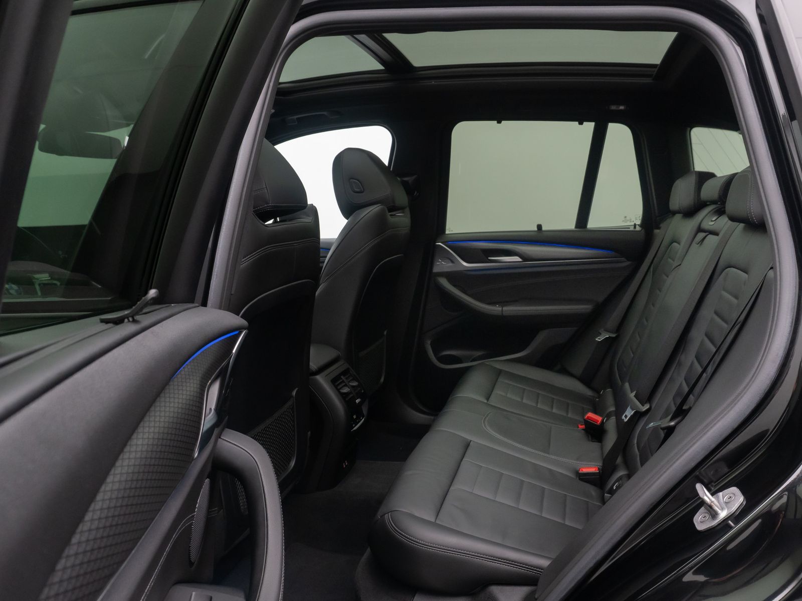 Fahrzeugabbildung BMW X3 xD20i M Sport DAB Kamera Panorama Komf 20Zoll