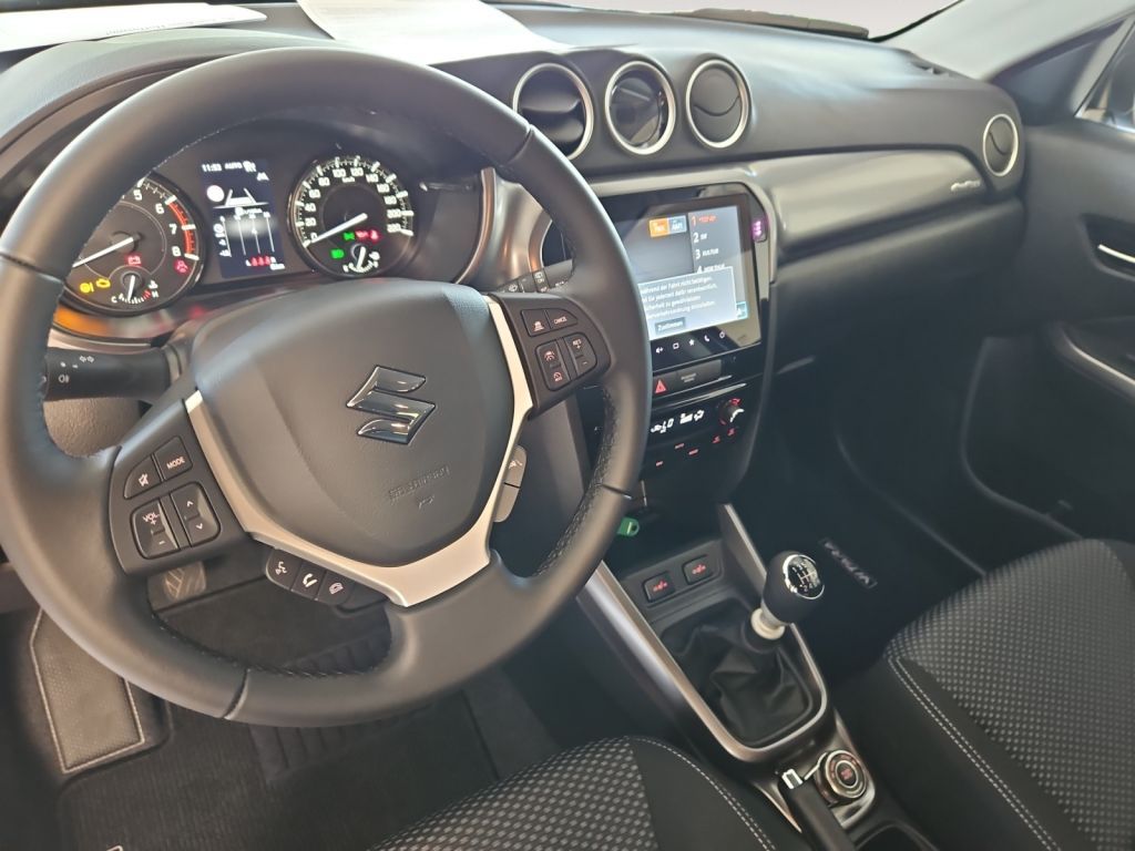 Fahrzeugabbildung Suzuki Vitara 1.4 Allrad Comfort, höher mit BFGoodrich