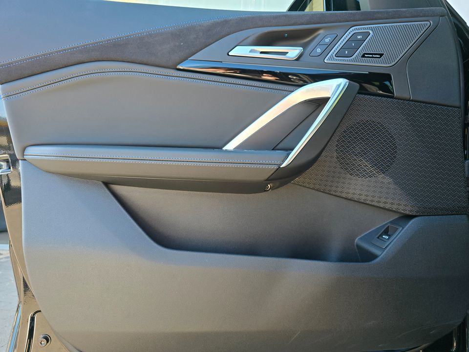 BMW iX1 - Bild 12