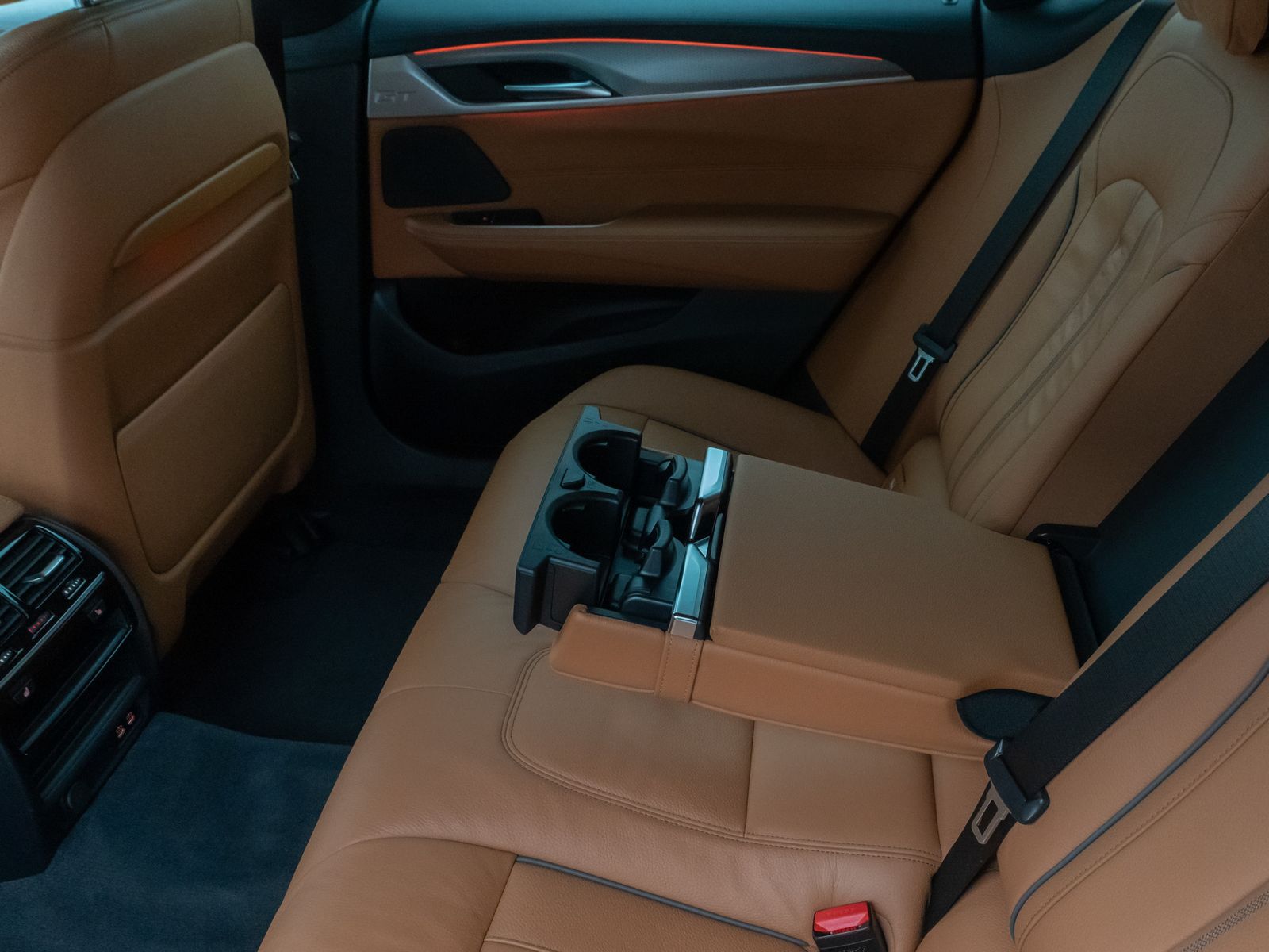 Fahrzeugabbildung BMW 640i Gran Turismo xD M Sport DAB HUD Kamera HiFi