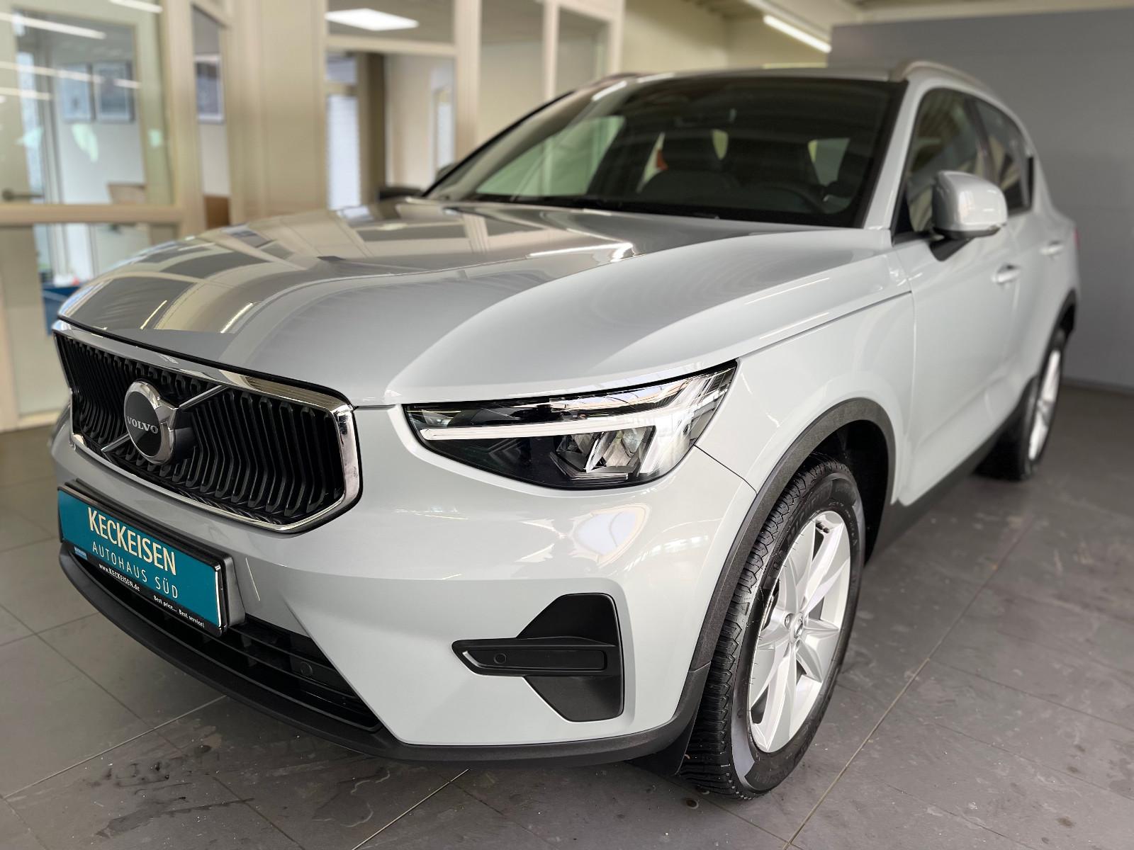 Volvo XC40 B3 Core Park-/Winter-Paket