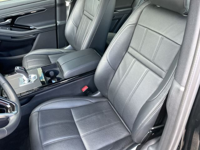 Fahrzeugabbildung Land Rover Range Rover Evoque 2.0 R-Dynamic SE D165 Mild-Hy