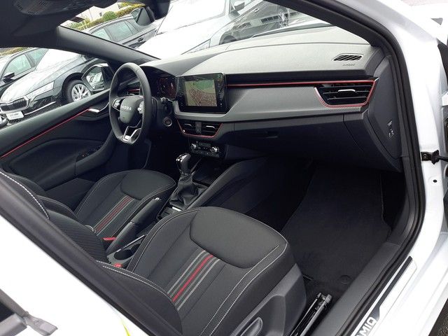 Fahrzeugabbildung Skoda Kamiq Monte Carlo 1.5TSI DSG PANO AHK Matrix