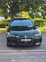 BMW i4 eDrive35 San Remo Green metalic - BMW i4 von privat