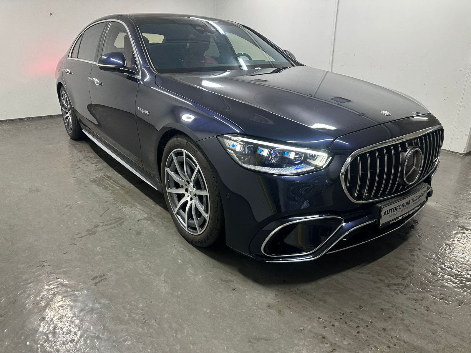 Fahrzeugabbildung Mercedes-Benz S 63 E Performance *EXKLUSIV*TV*PANO*FOND ENTER