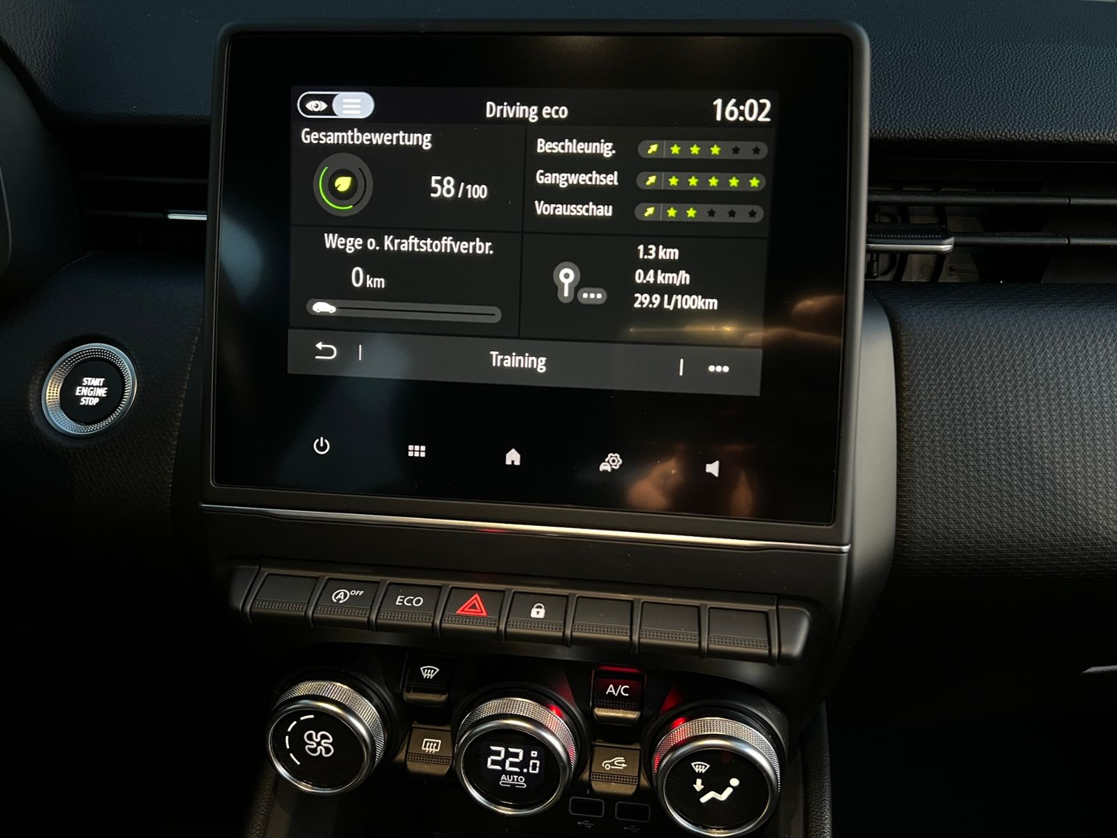 Fahrzeugabbildung Renault Clio V 1.0 TCe 100 Intens