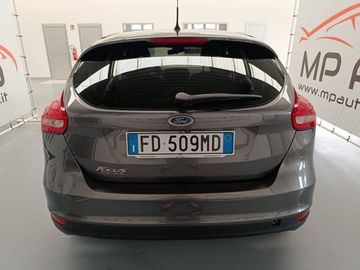 Ford Focus - 6