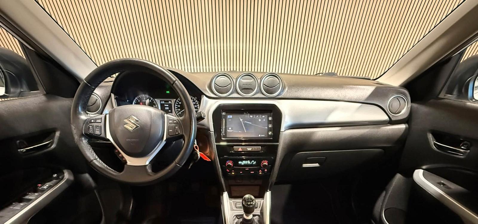 Suzuki Vitara 2015 — photo 15