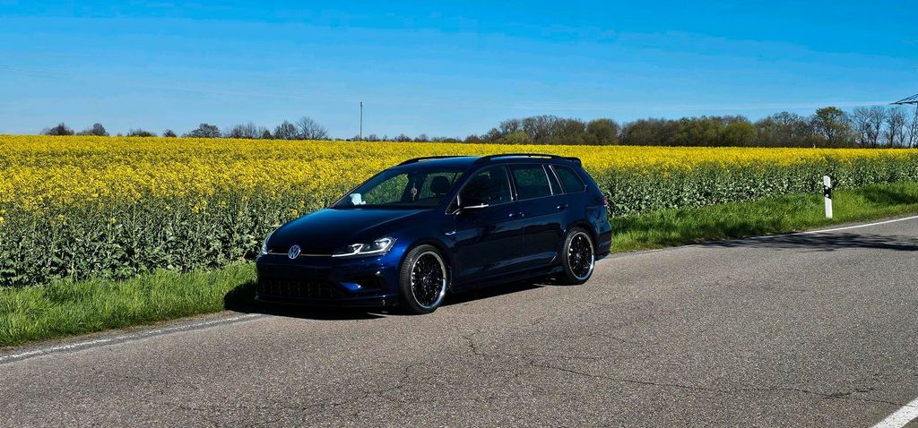 Image of Volkswagen Golf