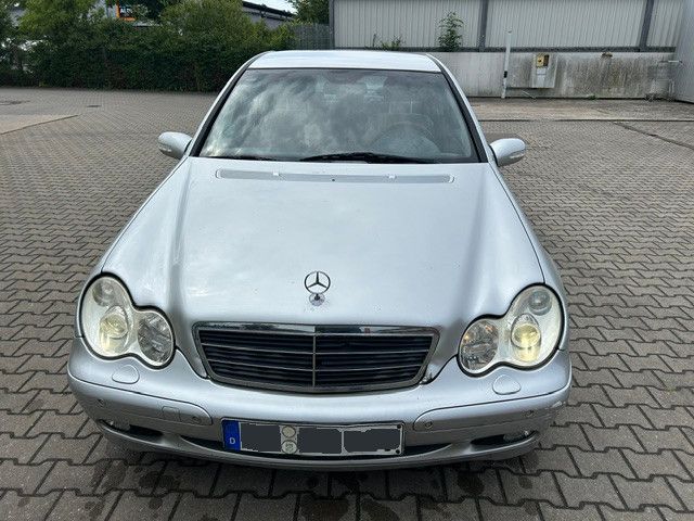 Angebot ansehen Mercedes-Benz C 220