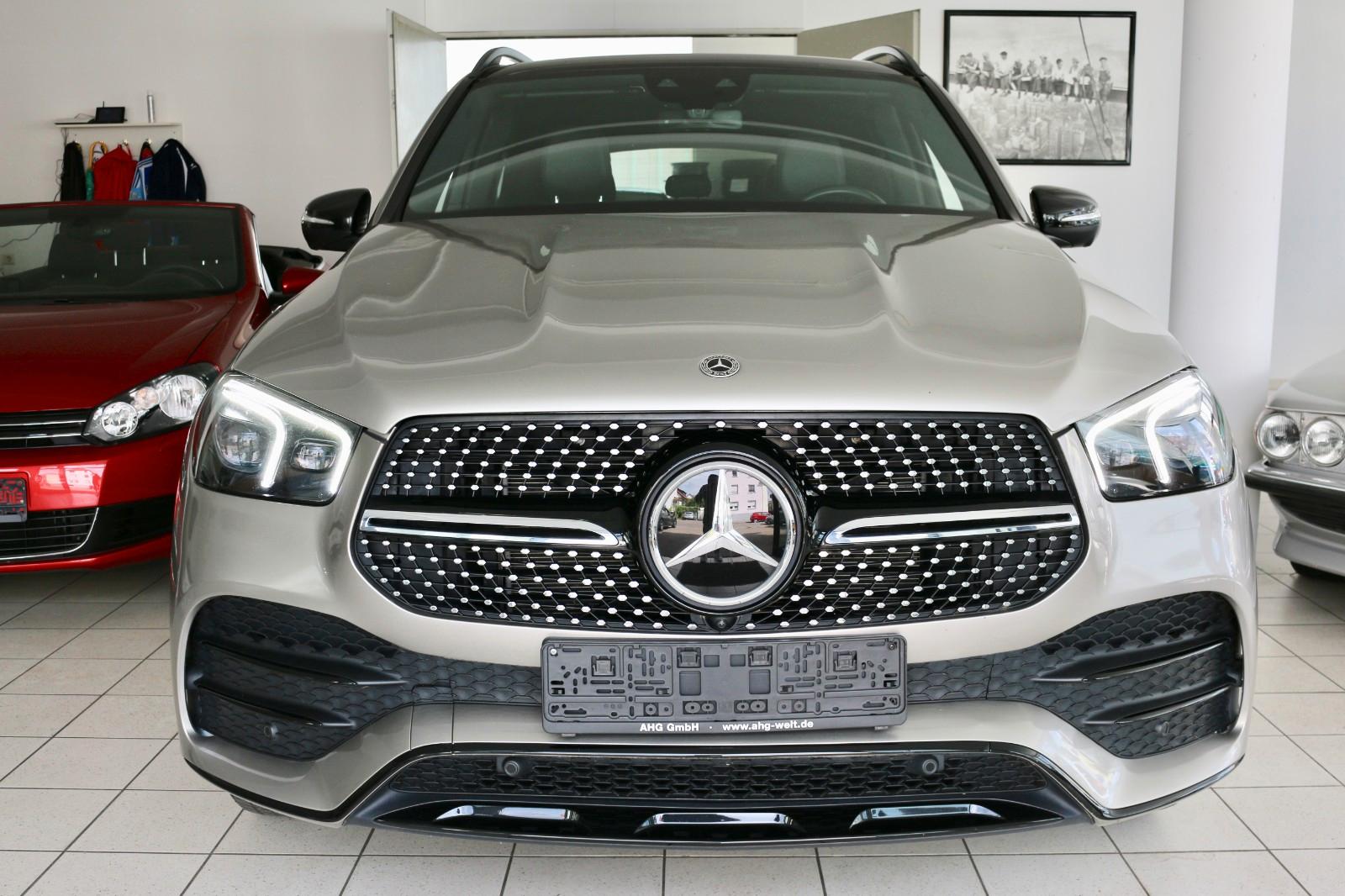 Mercedes-Benz GLE 300 d 4Matic/AMG/Head Up/Pano/AHK/Night