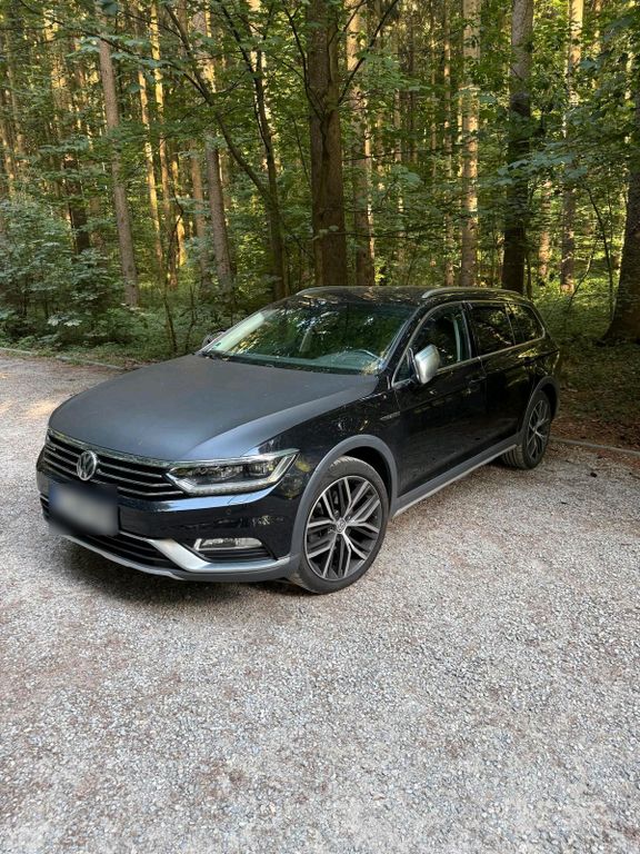 Image of Volkswagen Passat Alltrack