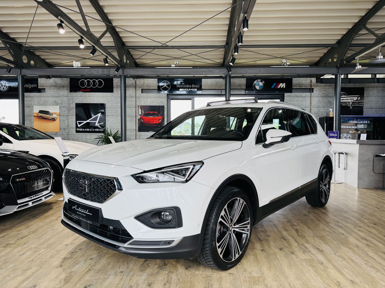 SEAT Tarraco Xcellence 4Drive*7-SITZER*PANO*
