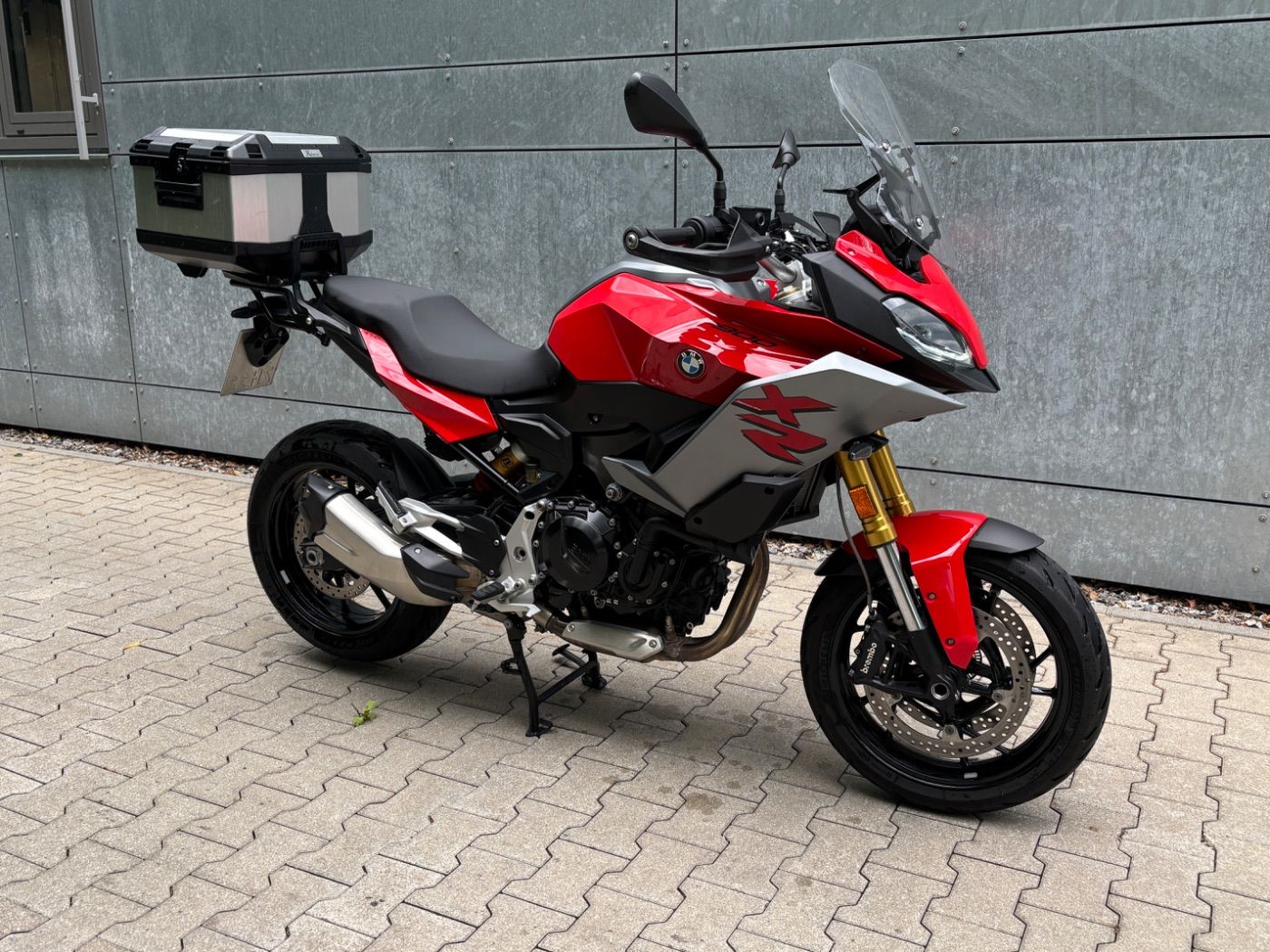 Fahrzeugabbildung BMW F 900 XR A2