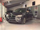 BMW X6 xDrive 50 i*M Sport*Voll - BMW X6: M Sport