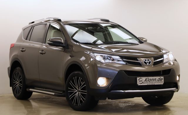 Toyota RAV4 2.0 151PS START Edition 4WD Navi R-Cam