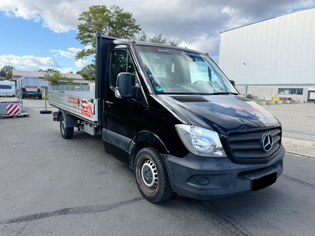 Image of Mercedes-Benz Sprinter