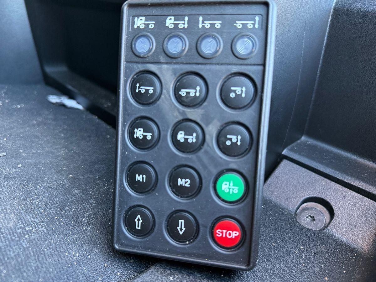 Fahrzeugabbildung Iveco X-WAY Trattor AT 440X46T/P HR ON+