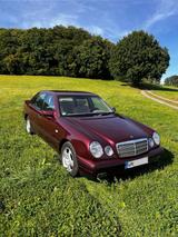 Mercedes-Benz E 320 Classic (W210)  gepfl... - gebrauchte Mercedes-Benz E 320 aus dem Jahr 1998