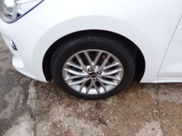 Fahrzeugabbildung Kia Rio Spirit/2.Hd/Kamera/Navi/SitzH/Alu/Garantie/