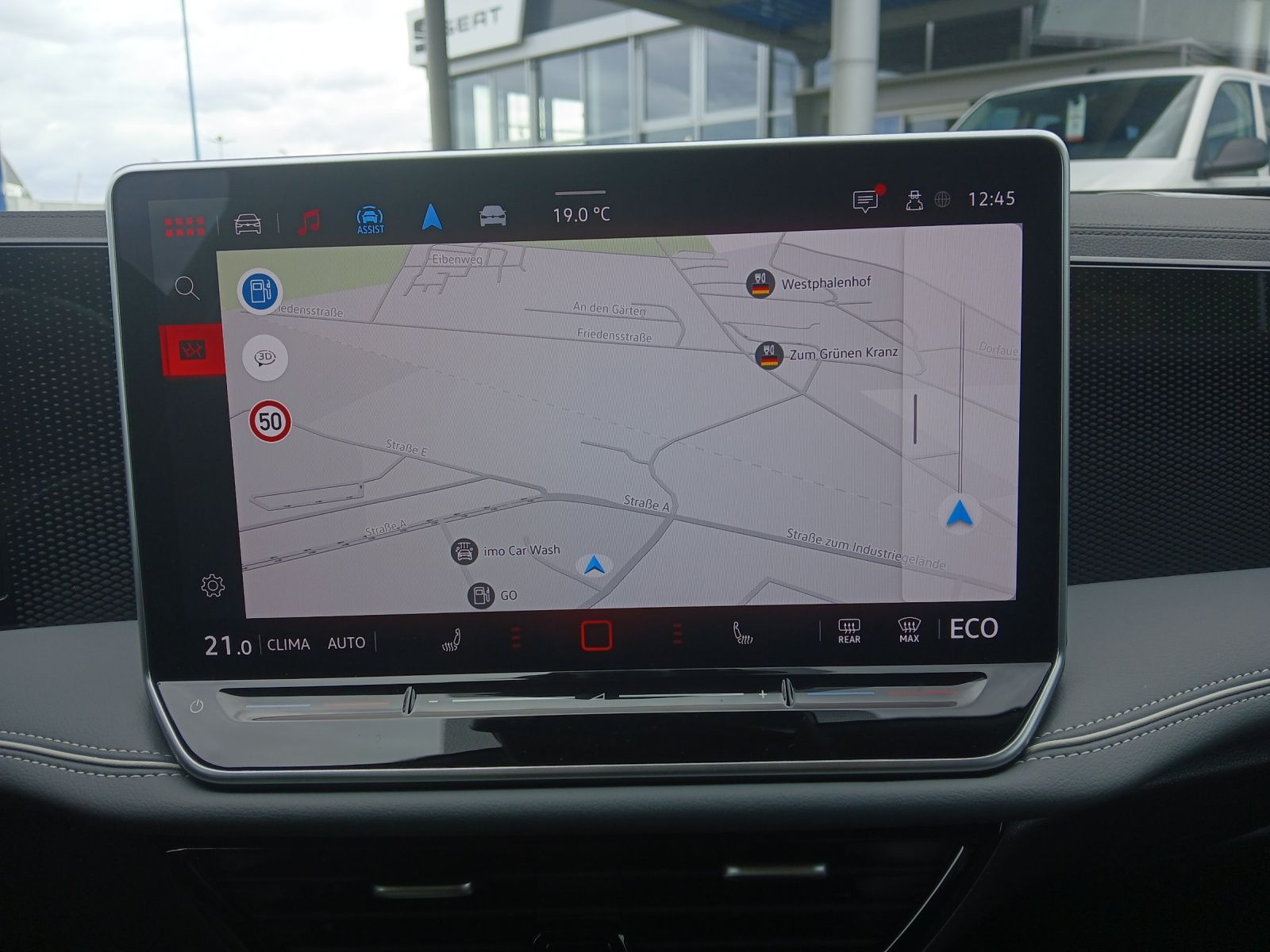 Fahrzeugabbildung Volkswagen Passat eHybrid Business DSG LED Navi AID ACC RFK