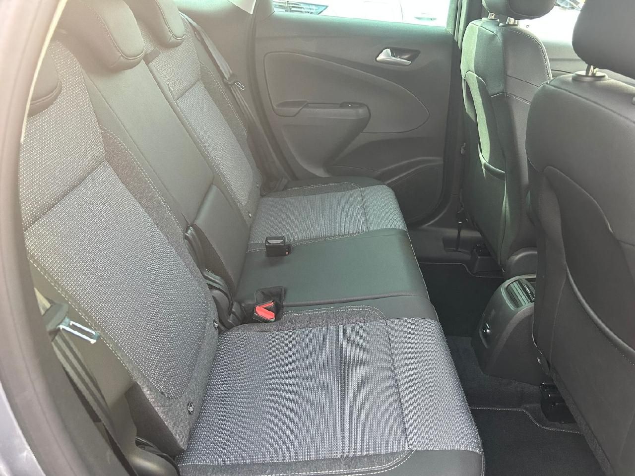 Fahrzeugabbildung Opel Crossland Elegance