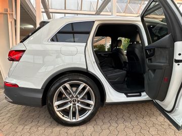 Audi Q7 - 8
