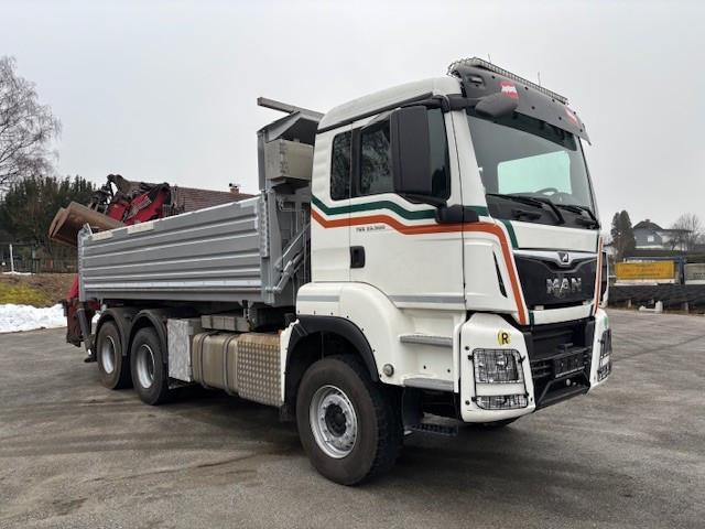 MAN TGS 33.500 3-Seiten-Gesteinskipper+PENZ 15Z
