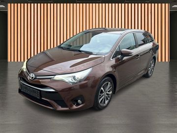Toyota Avensis - 2