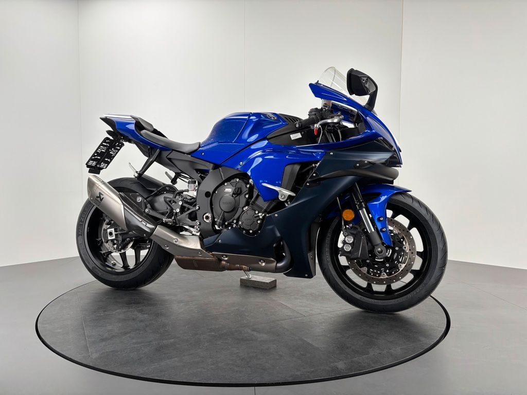 Fahrzeugabbildung Yamaha YZF-R1 *NEUWERTIG *WINGLETS *UNFALLFREI