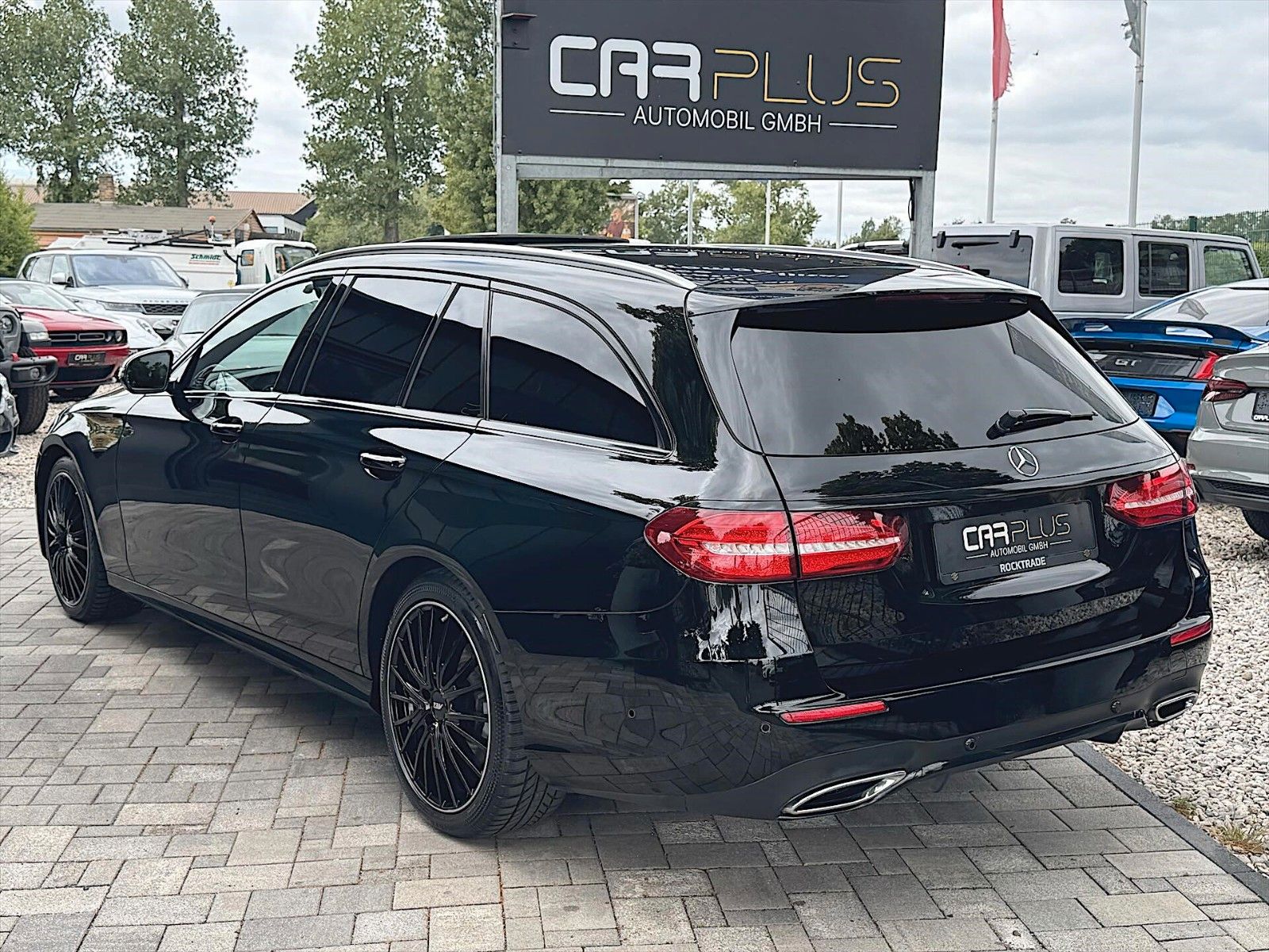 Fahrzeugabbildung Mercedes-Benz E 350d 4Matic AMG Night Paket*ACC*LED*BURMESTER*