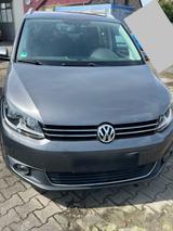 Volkswagen VW TOURAN 2.0TDI DSG-AHK-PDC-NAVI-SZH/KLIMA - Volkswagen Touran mit Diesel-Antrieb: Limousine, Automatik
