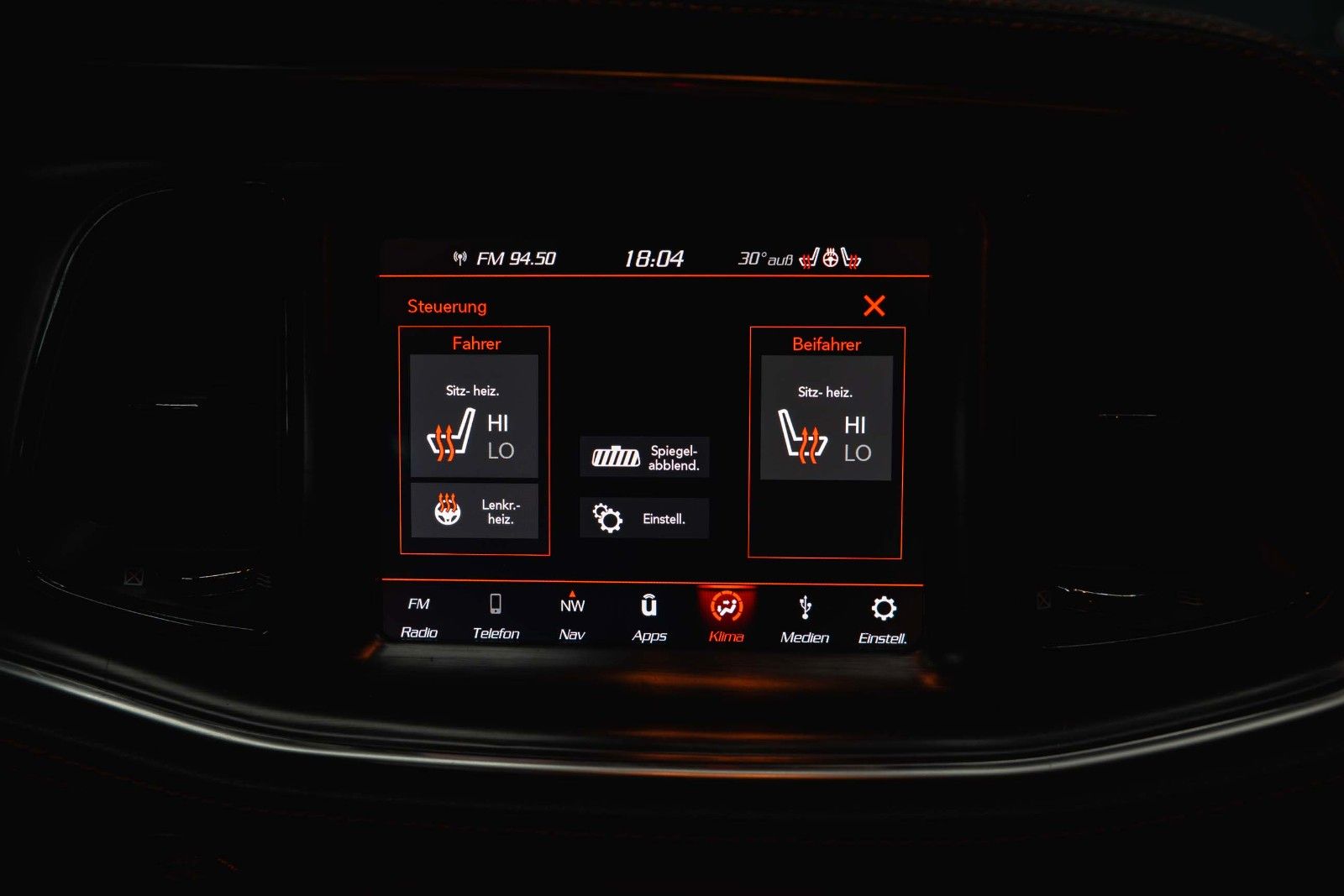 Fahrzeugabbildung Dodge Challenger 6.4 V8 SRT 392 R/T SCATPACK RED DEVIL