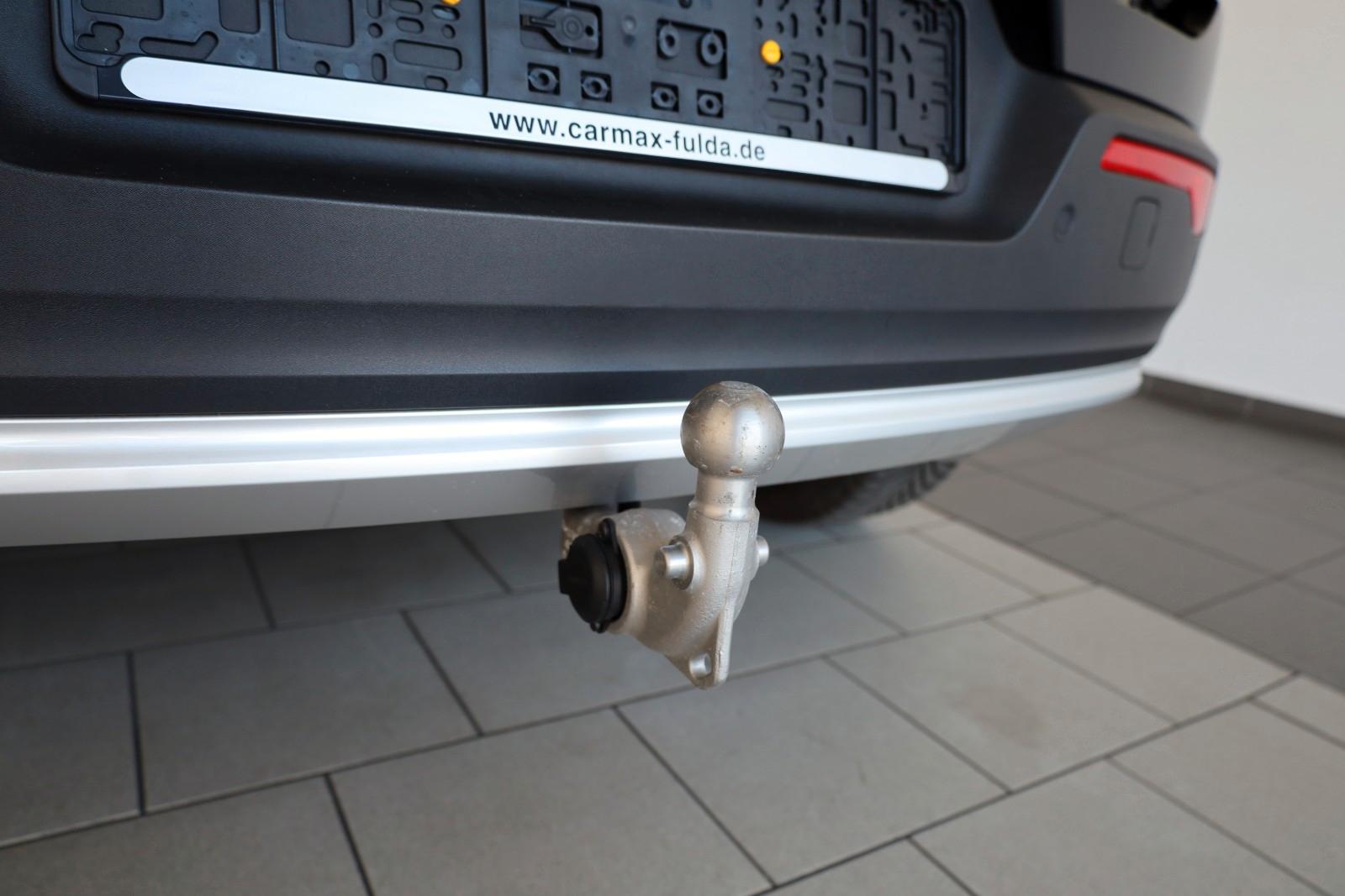 Volvo XC40 Core Recharge,Leder,Navi,LED,SH,Kamera,AHK